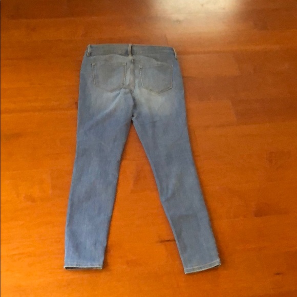Old Navy Size 6 Jeans - Picture 2 of 4